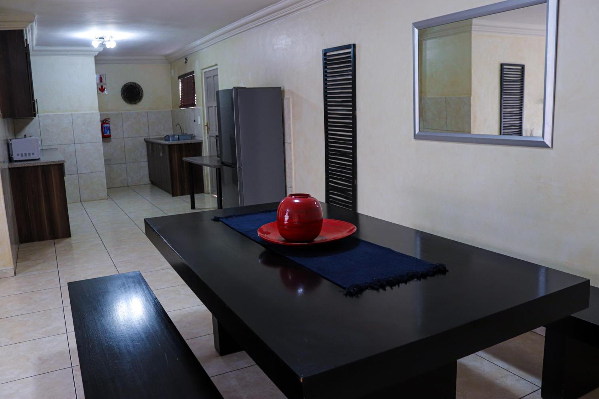 מידלבורג Blue Sparrow Guest House מראה חיצוני תמונה