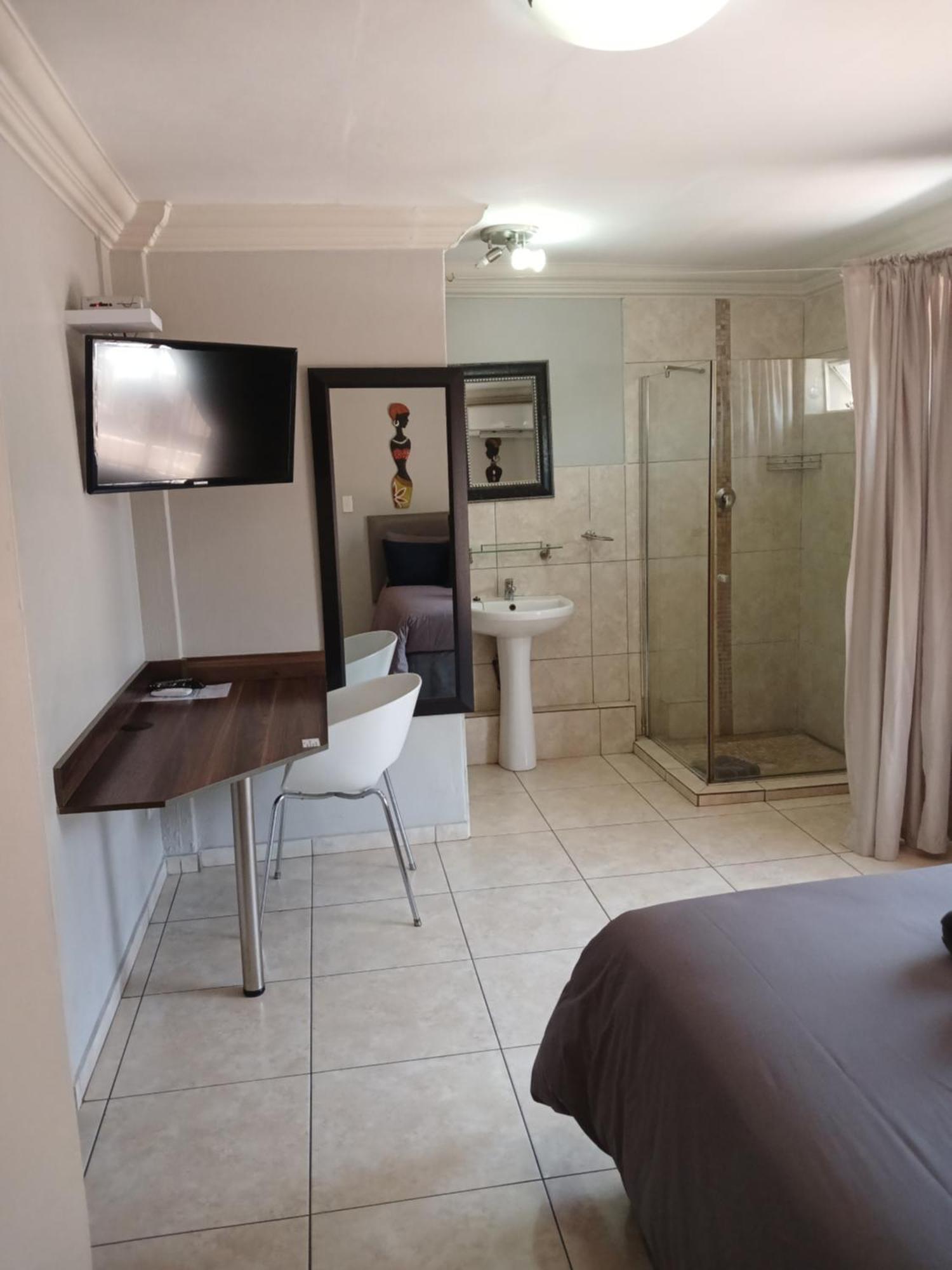 מידלבורג Blue Sparrow Guest House מראה חיצוני תמונה