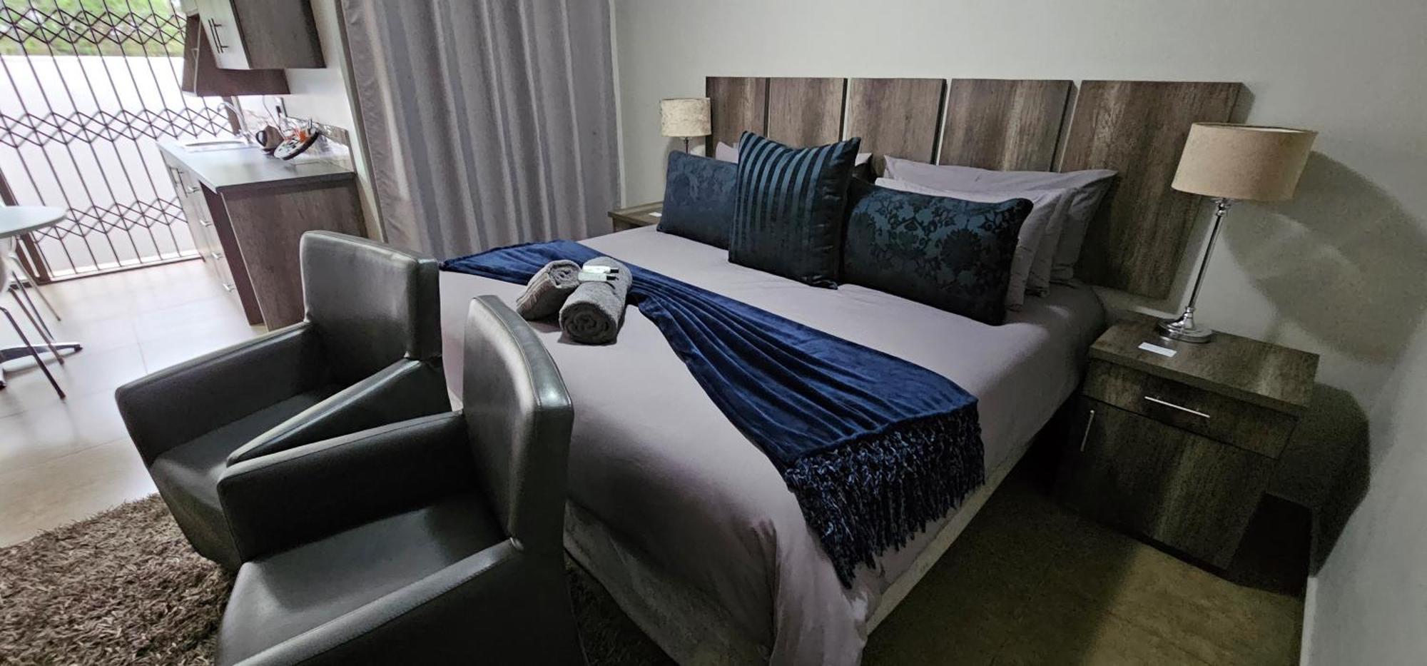 מידלבורג Blue Sparrow Guest House מראה חיצוני תמונה