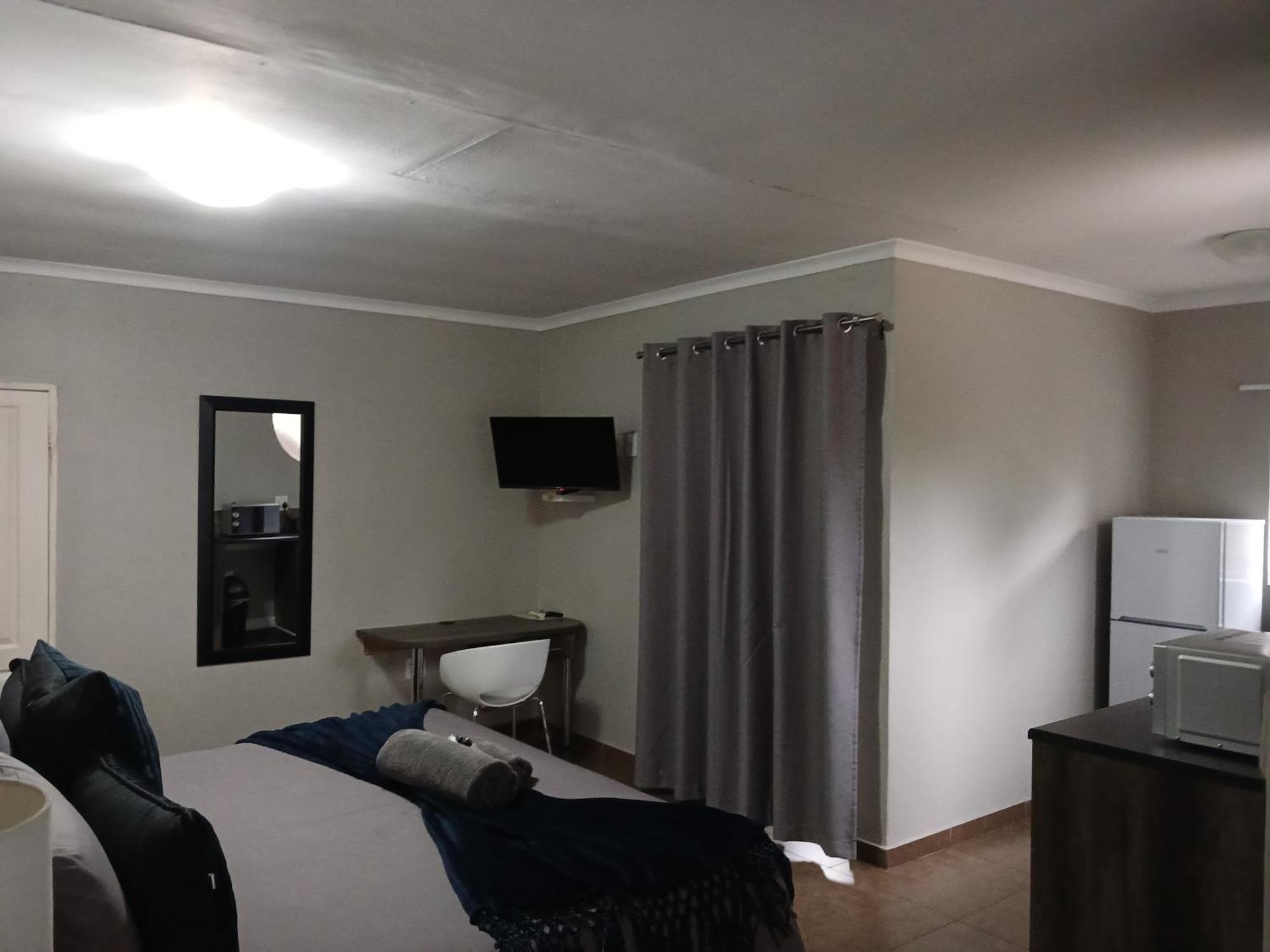 מידלבורג Blue Sparrow Guest House מראה חיצוני תמונה