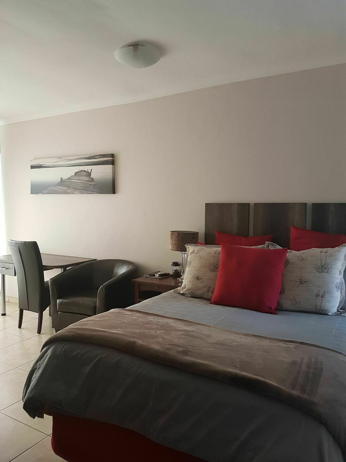 מידלבורג Blue Sparrow Guest House מראה חיצוני תמונה